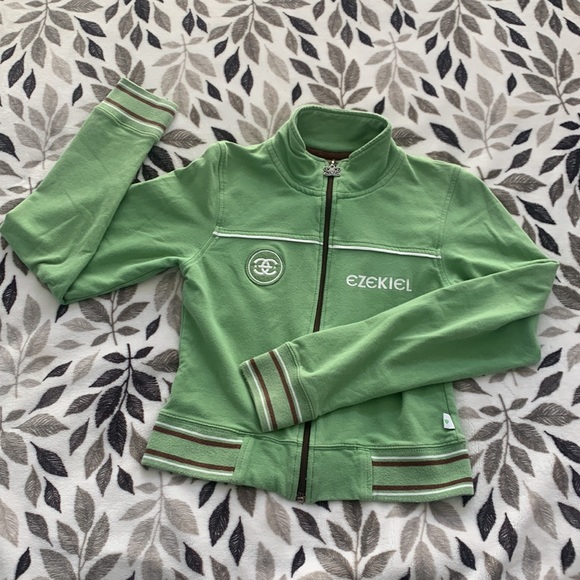 Logo Sweatshirt - Picture 12 of 16